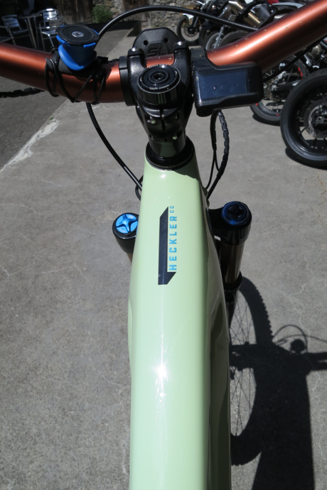 Santa Cruz Heckler MX CC 2023